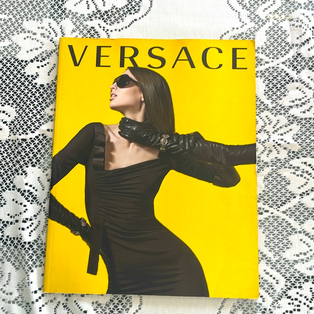 2009-2010 Large Versace catalog